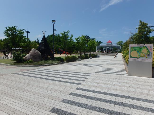 野々市中央公園エントランス