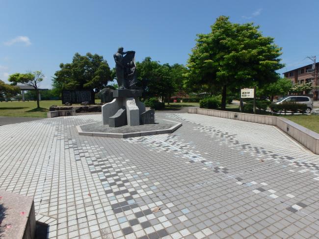 野々市中央公園　モニュメント