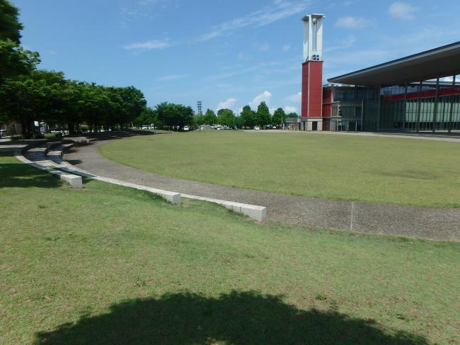 あらみや公園　芝生広場