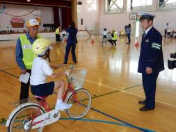 野々市交番所長熱血指導