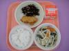 651キロカロリー、ごはん、牛乳、とりてんぷら、ひじきとツナのいために、あんかけうどん