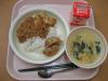 826キロカロリー、牛乳、マーボー丼、揚げ餃子、中華風コーン卵スープ