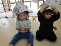 かぶとをかぶる