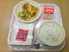 801 Kcal、食パン、牛乳、豆腐のミートグラタン、アーモンドとじゃこのサラダ、米粉のクラムチャウダー
