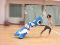 ３歳児　こあら組　こいのぼりリレーをしたよ