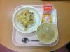 807Kcal、麦飯、牛乳、油麩丼、けんちんみそ汁、フルーツ杏仁風プリン