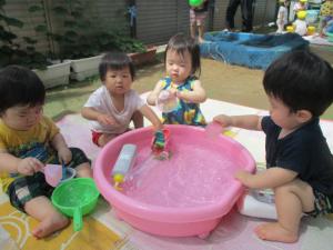水が冷たい