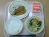 821キロカロリー、白飯、牛乳、いわしのアングレーズ、豆とじゃがいものマヨサラダ、わかめときのこのみそ汁