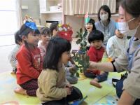 柊と鰯で鬼退治するんだよ。くんくんどんな匂い？