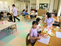 たくさんの小学生