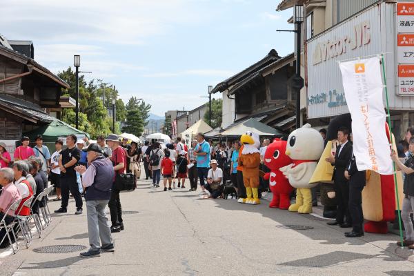 北国街道野々市の市