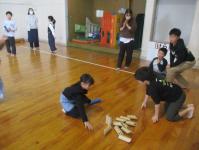 何本倒れてる？