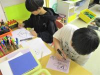 男の子のほうが取り組んでいました
