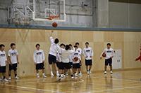 北陸学院高校バスケットボール部の練習風景の画像6